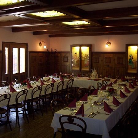 Restaurant Švejk a Pension Brno Exterior foto